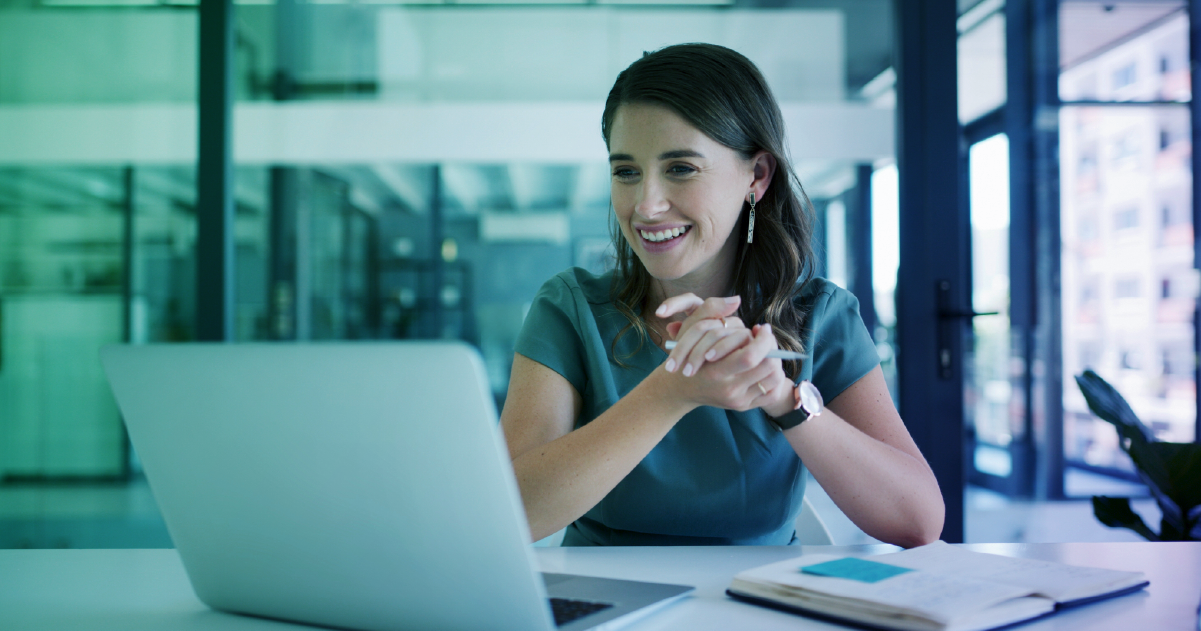 woman using laptop for edtech