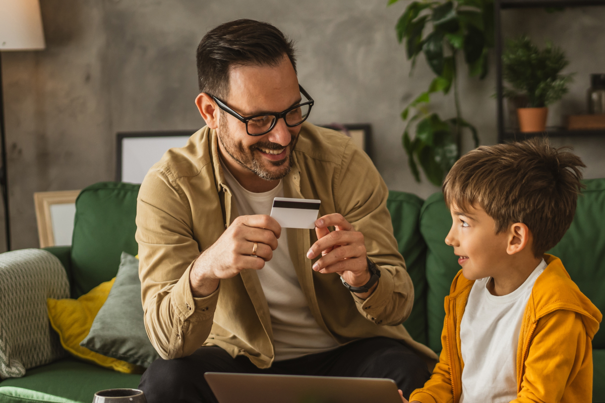 child learning finances