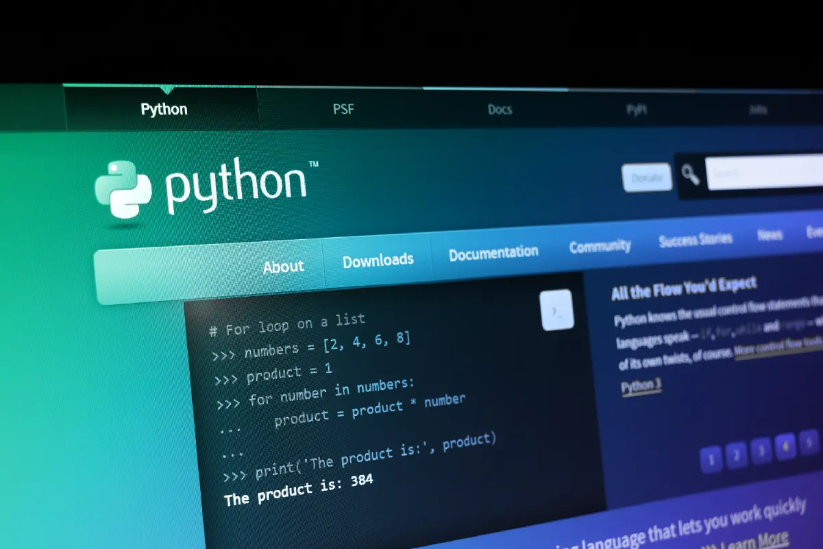 Is Python Right for Your Business in 2025? Strategic Pros and Cons